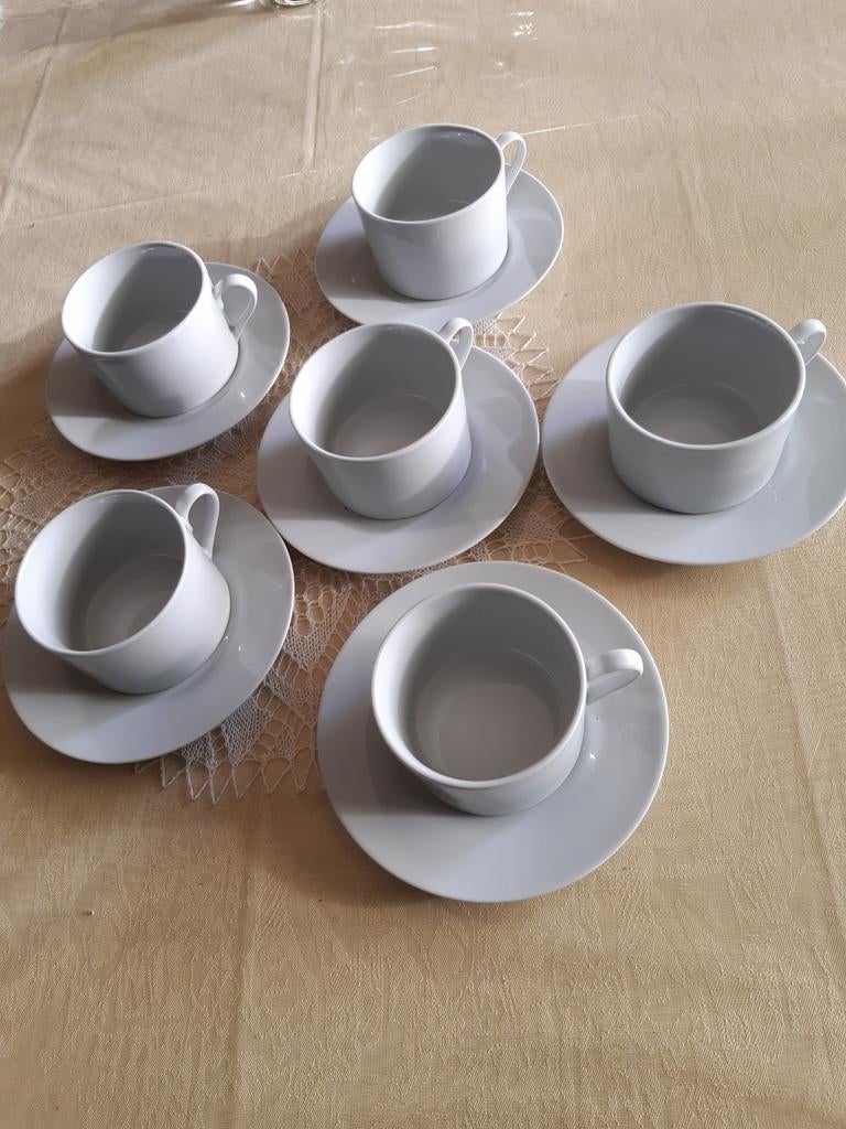 6 tasses gris clair et 6 soucoupes, Collections, Enlèvement ou Envoi, Comme neuf