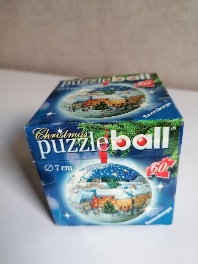 Kerstbal puzzel, Ophalen of Verzenden, Zo goed als nieuw