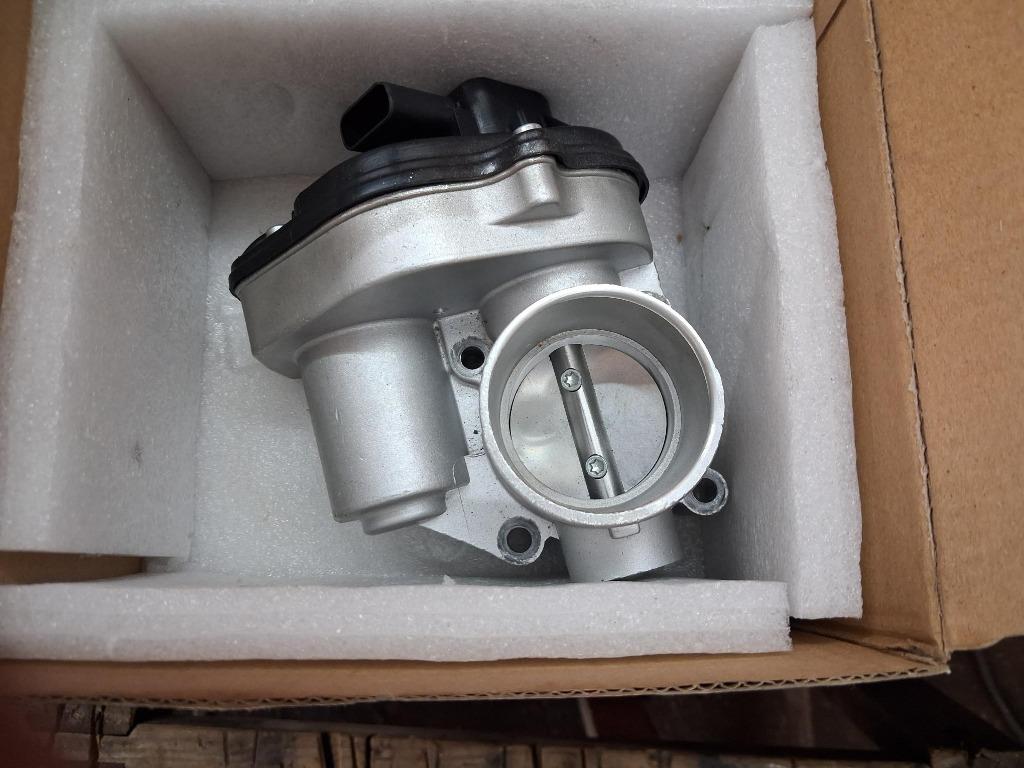 trottle body Ford focus neuf, Enlèvement, Ford