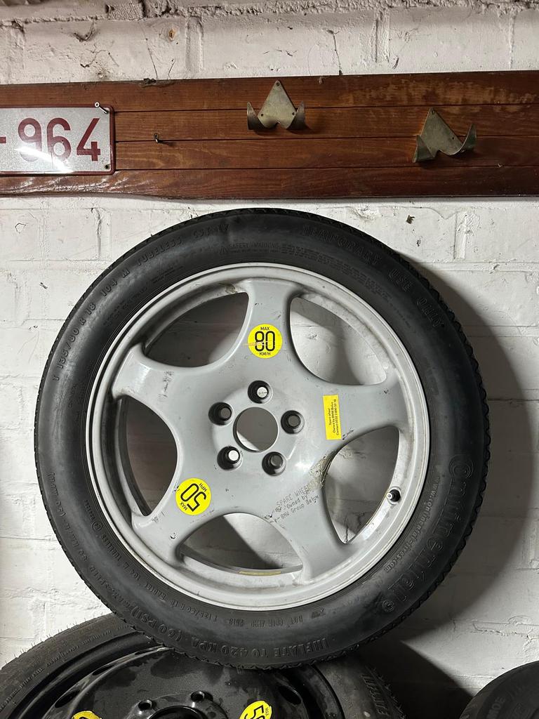 BMW reserve banden, Ophalen, Band(en)