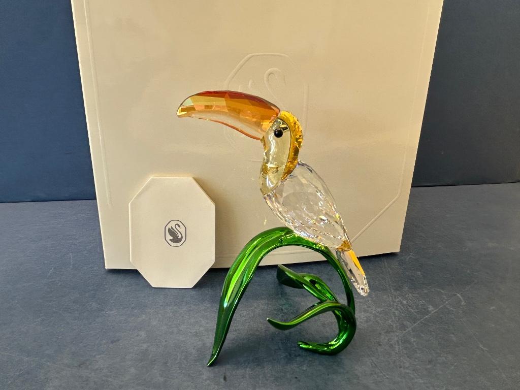Swarovski Idyllia Toekan, Verzamelen, Ophalen of Verzenden, Nieuw, Figuurtje