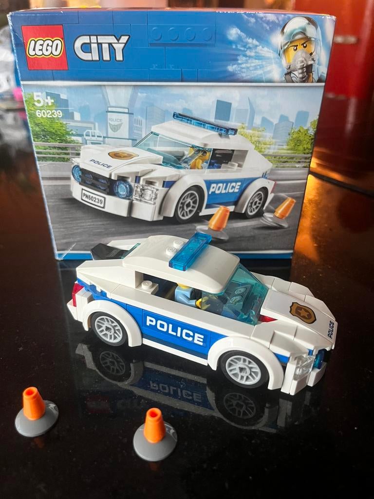 LEGO City Politie Auto, Ophalen, Zo goed als nieuw, Lego