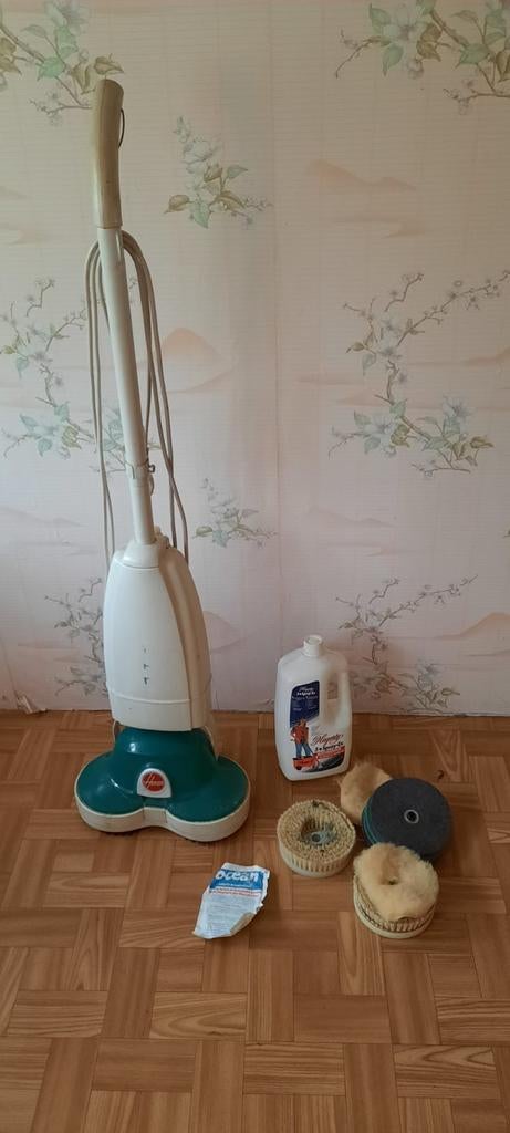 Hoover tapijt/parket reiniger, Ophalen