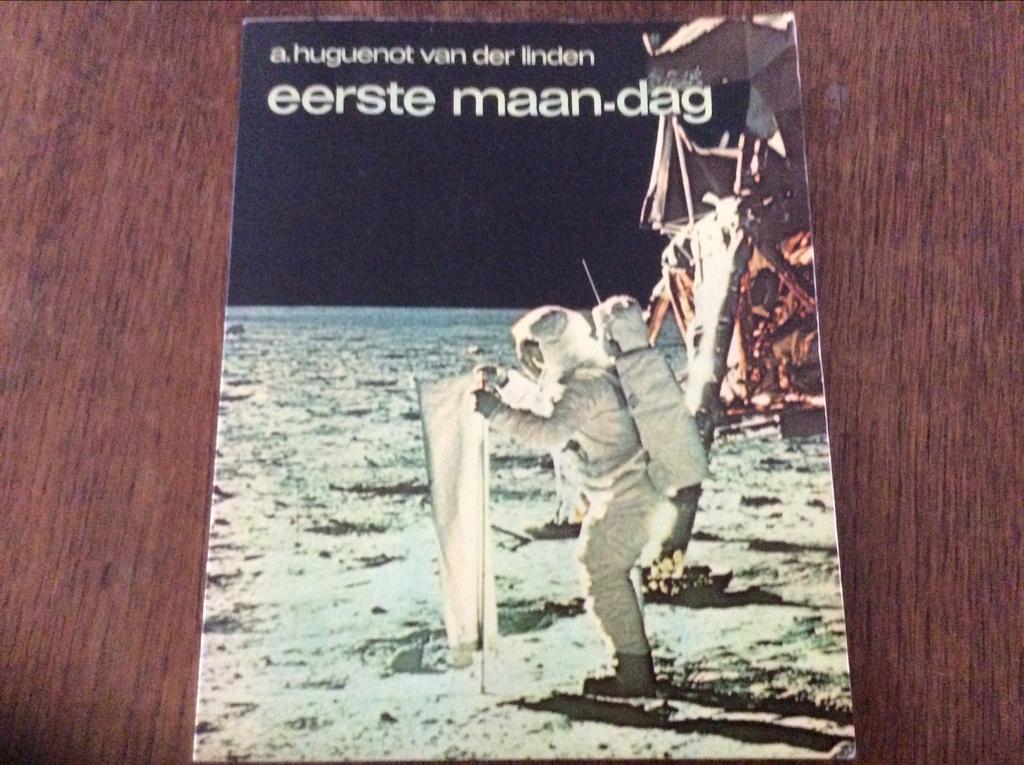 EERSTE MAAN LANDING.21 juli 1969 Neil Armstrong..boek, Ophalen of Verzenden, Nieuw