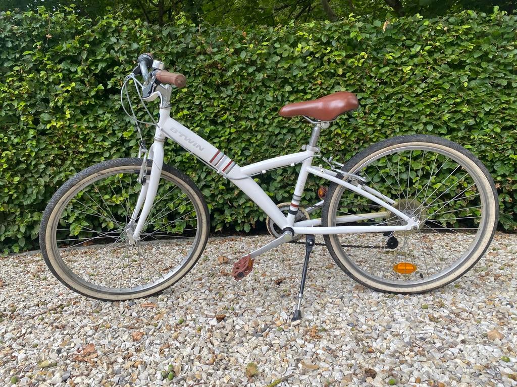 Velo Btwin Poply 300 - pour enfant de 8-10 ans, Vélos & Vélomoteurs, 24 pouces ou plus, Aluminium, Comme neuf, Enlèvement