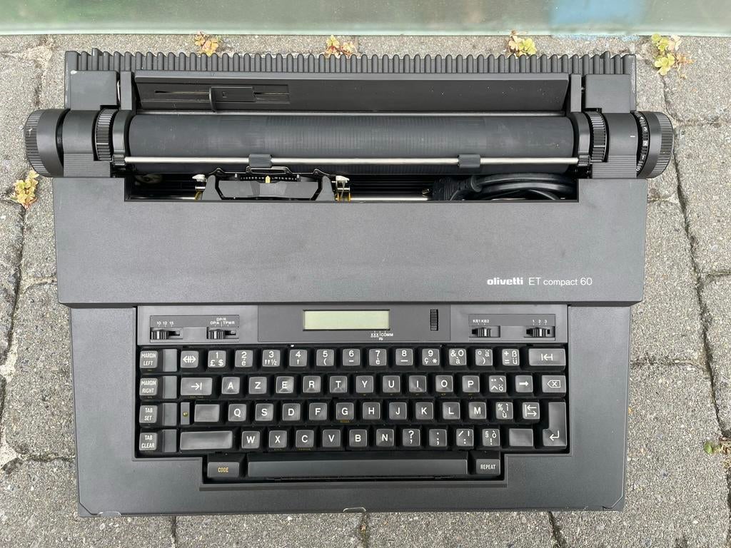 Typmachine olivetti ET Compact 60, Enlèvement, Utilisé