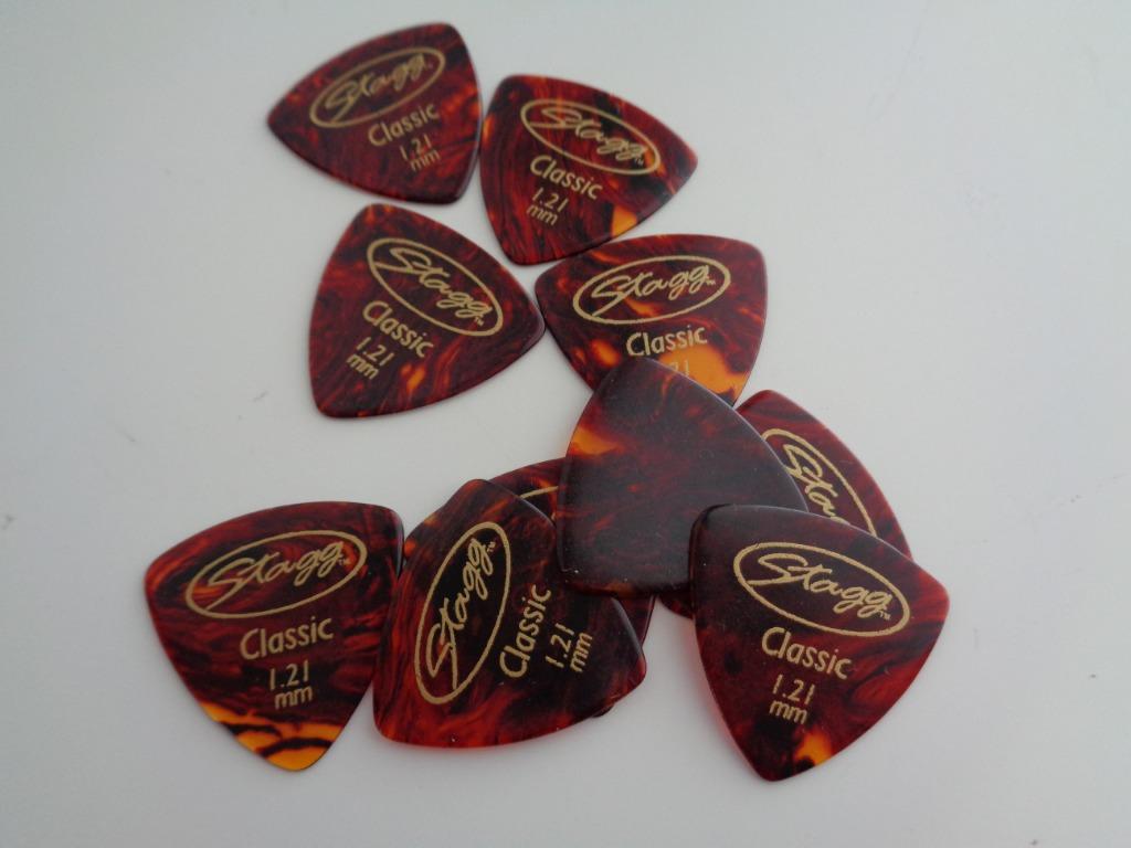 Médiators Stagg Classic 1,21 mm 3,2 X 3,2 cm. 10 pièces, Musique & Instruments, Instruments | Accessoires, Enlèvement ou Envoi