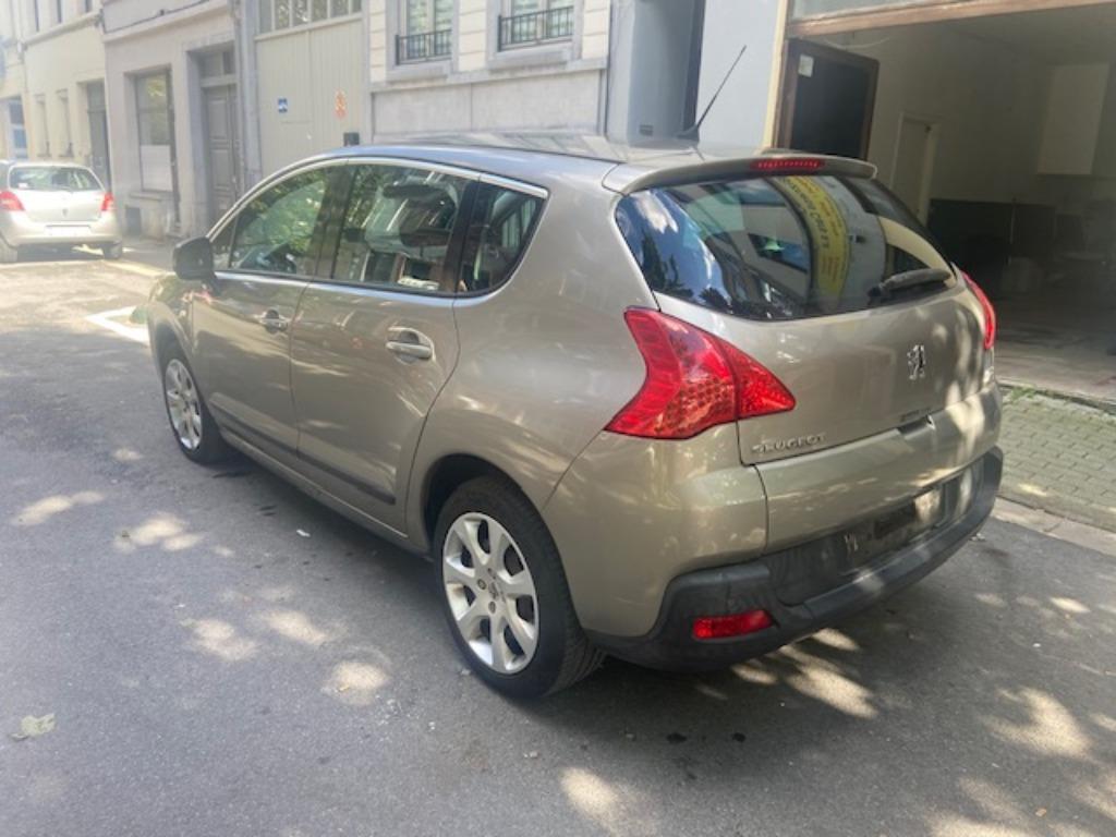 Peugeot 3008, Entreprise, Boîte manuelle, Noir, 5 portes