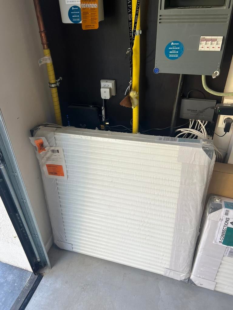 Novello 8 Radiator 900/22/900 Nieuw, Doe-het-zelf en Bouw, Verwarming en Radiatoren, Ophalen, Radiator, Nieuw, 60 tot 150 cm