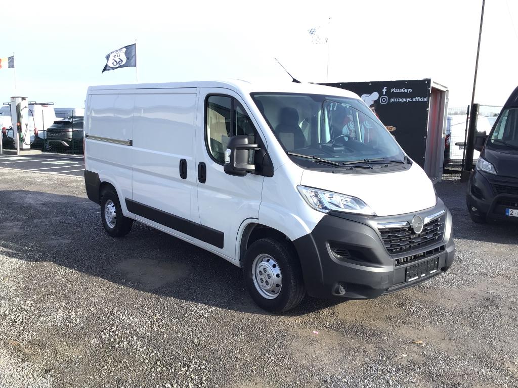 opel movano l2h1 145pk 2024 46000km full/option 21950e ex, Voorwielaandrijving, 4 cilinders, 2500 kg, Wit