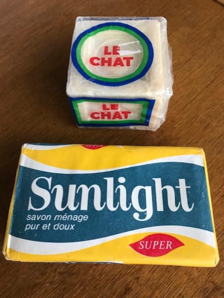 Antieke stukken zeep anno'50-'60, Antiek en Kunst, Verzenden
