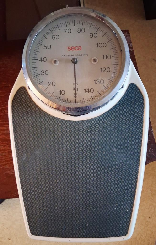Pèse personne médical SECA, Ophalen