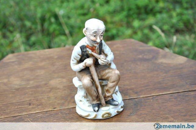 statue biscuit vieillard avec canne et pipe, Antiquités & Art