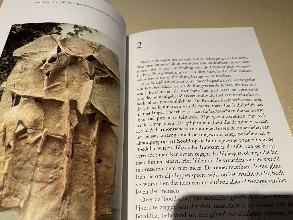 Carmen Dionyse sculpturen 65pag generatie Perignem Amphora, Ophalen of Verzenden, Zo goed als nieuw, Beeldhouwkunst