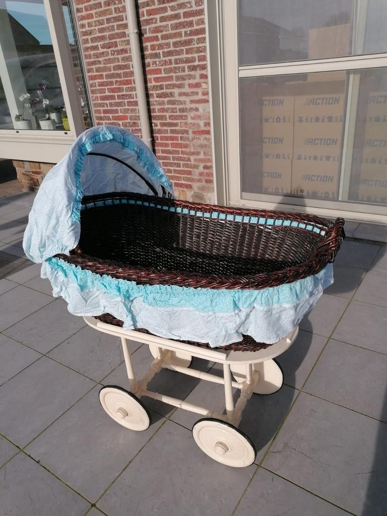 Vintage wieg met matrasje, Ophalen, Wieg