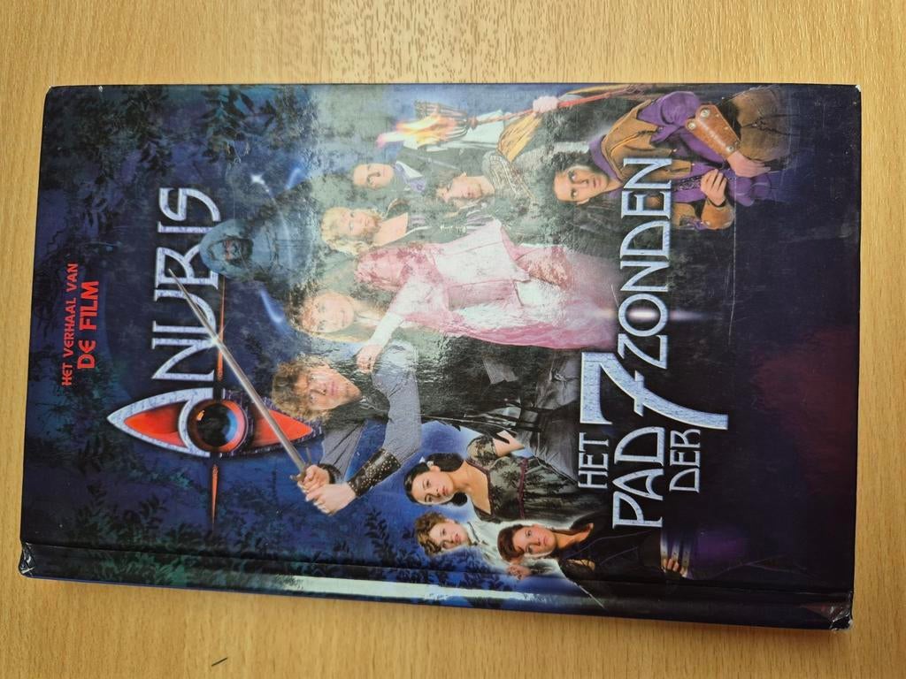 HET HUIS ANUBIS FILMBOEK : HET PAD DER 7 ZONDEN, Ophalen of Verzenden, Zo goed als nieuw
