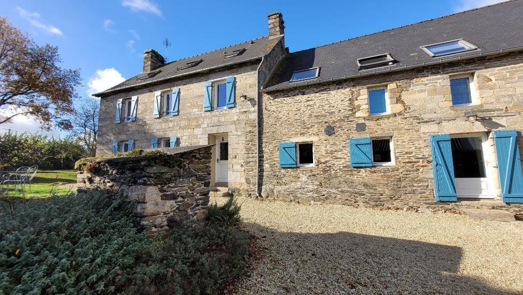 BRETAGNE magnifique longère , datée de 1811, 6 pièces, 128 kWh/m²/an, 4 kWh/an, 210 m²