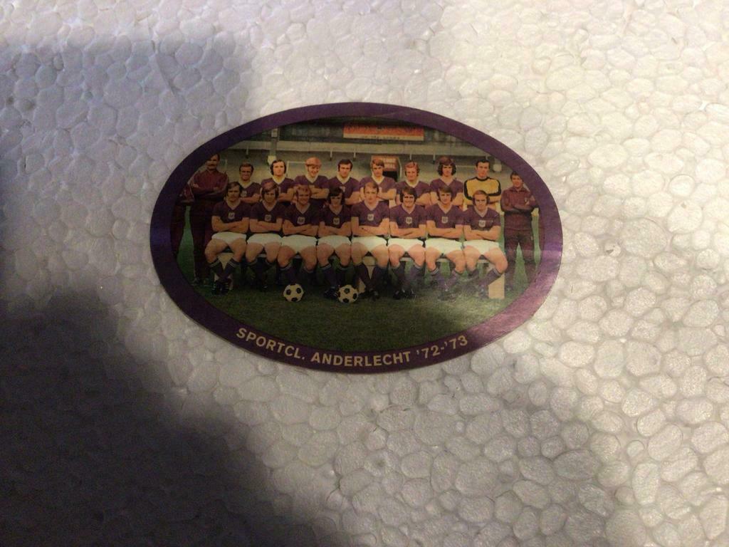 Autocollant club de sport Anderlecht (x2), Collections, Enlèvement ou Envoi, Comme neuf, Affiche, Image ou Autocollant