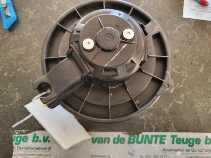 Moteur de ventilation chauffage d'un Toyota Corolla Verso, Autos : Pièces & Accessoires, Autres pièces automobiles, Toyota, Utilisé
