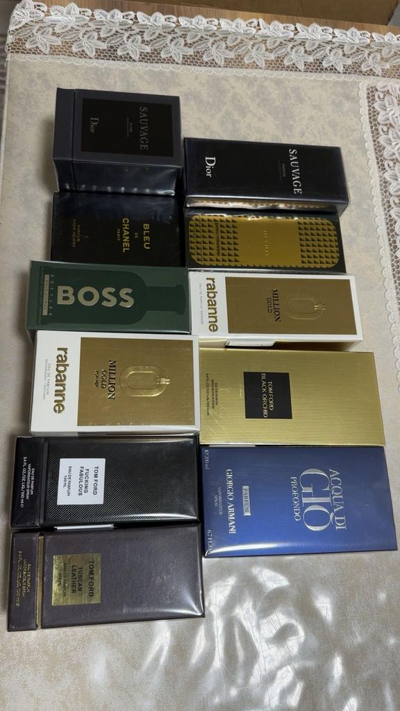 Parfums originaux pour hommes et femmes avec étiquettes hora, Enlèvement