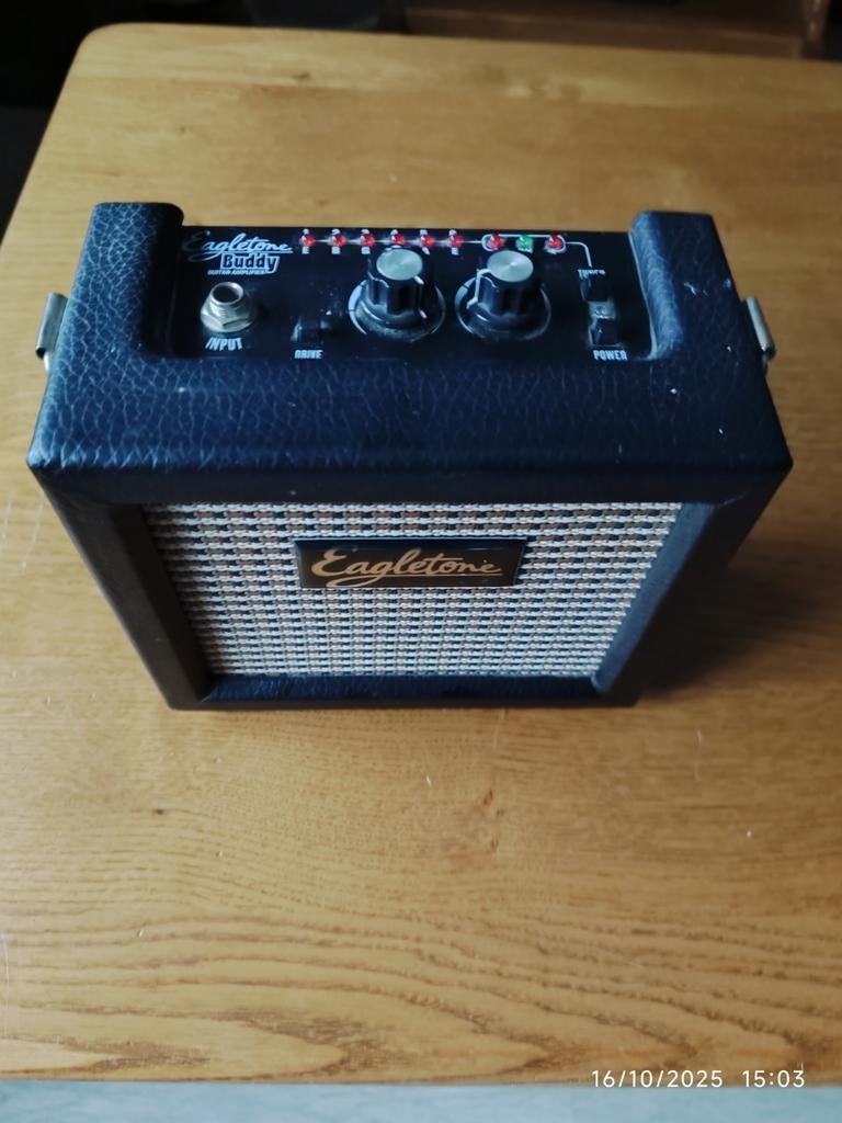 Mini ampli portable Eagletone buddy, Ophalen of Verzenden, Zo goed als nieuw, Gitaar