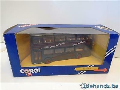 1:64 CORGI METROBUS west midlands travel Hitachi, Hobby en Vrije tijd, Ophalen of Verzenden, Zo goed als nieuw, Auto