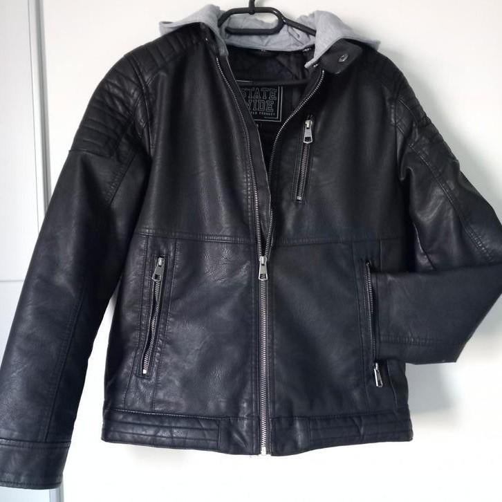 GILET EN SIMILICUIR NOIR À CAPUCHE M158 AMOVIBLE, Vêtements | Hommes, Vestes | Hiver, Enlèvement, Comme neuf, Noir, C&A