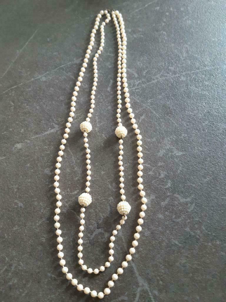 Dubbele ketting, parelmoeren-look., Handtassen en Accessoires, Kettingen, Ophalen, Zo goed als nieuw, Beige, Steen of Mineraal