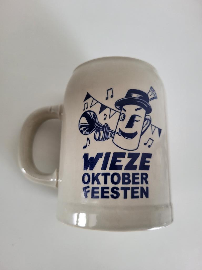 oktoberfeesten bierpot wieze oktober feesten 0,5 L beker, Verzamelen, Ophalen of Verzenden, Nieuw, Glas of Glazen, Overige merken