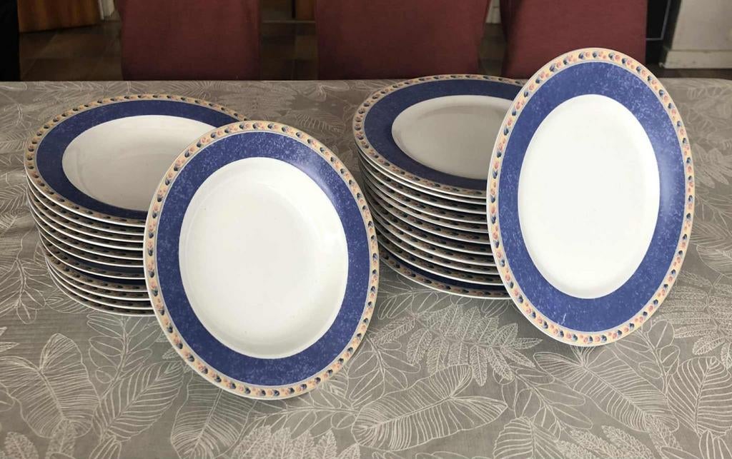 12 borden en 12 soepborden, Antiek en Kunst, Antiek | Servies compleet, Ophalen