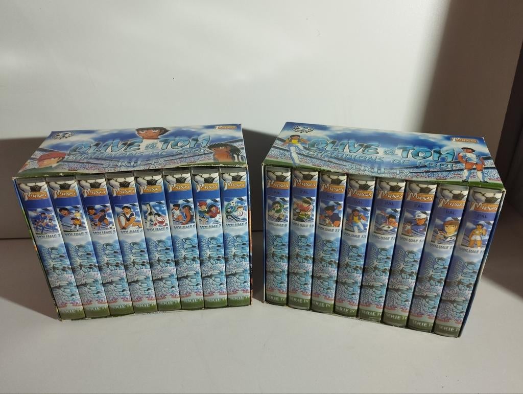 Vhs Olive et Tom intégrale Mangas 16 volumes Fr, À partir de 6 ans, Enlèvement ou Envoi, Utilisé, Action et Aventure