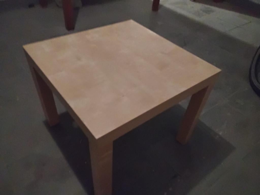 Table d’appoint, Comme neuf