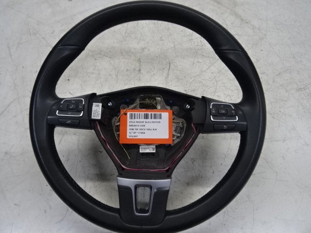 VOLANT DIRECTION Volkswagen Passat Variant (365), Volkswagen, Mevr. I. Hauben, Utilisé, Rue de l'Espoir 34 34
4030  GRIVEGNÉE, BE