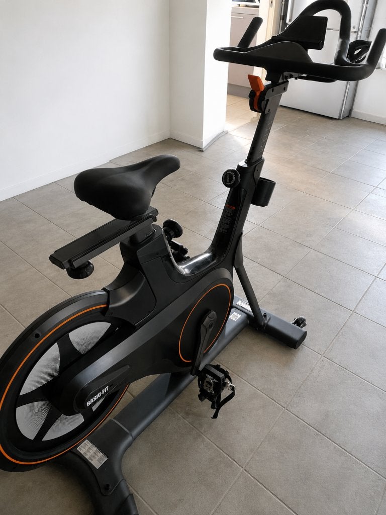 Smartbike Basic-Fit, Enlèvement, Comme neuf, Vélo d'appartement
