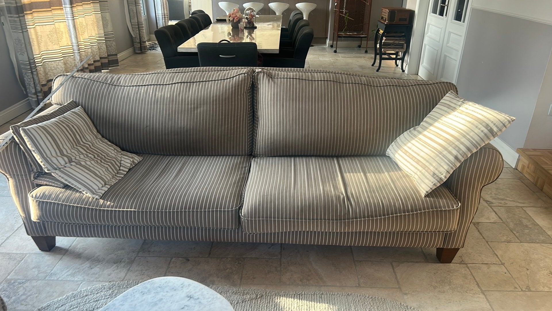 Gratis salon zetel vierzit en tweezit kussens, Ophalen, Gebruikt, 75 tot 100 cm, Rechte bank
