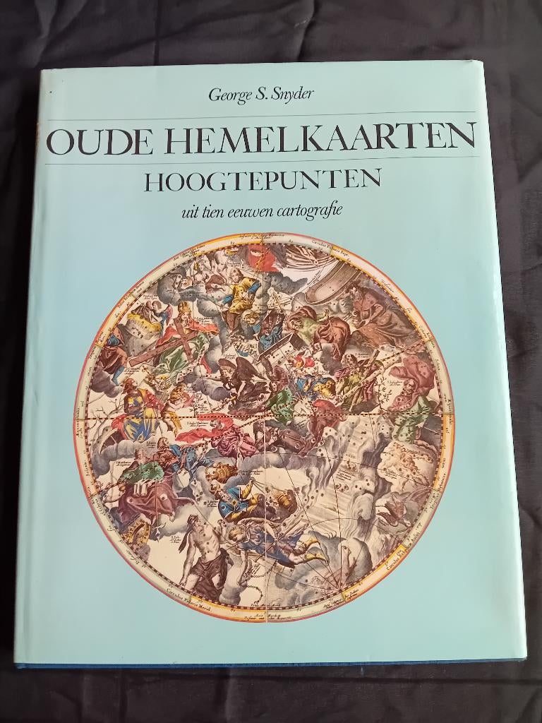Oude Hemelkaarten - Hoogpunten uit tien eeuwen cartografie, Ophalen of Verzenden, Zo goed als nieuw, Anciennes cartes du ciel