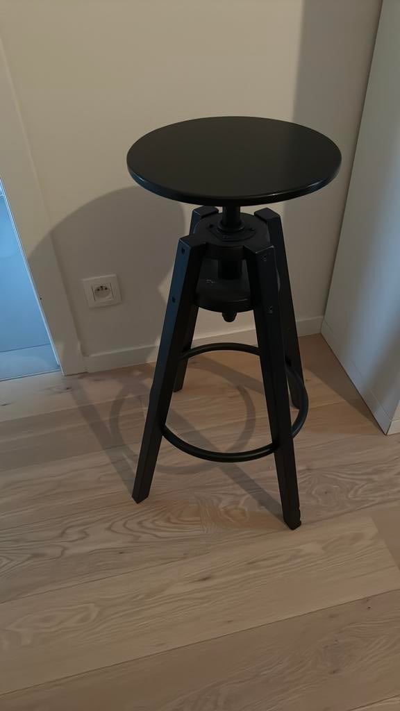 Tabouret de peintre ou tabouret de bar IKEA noir, Enlèvement, Utilisé, Réglable en hauteur