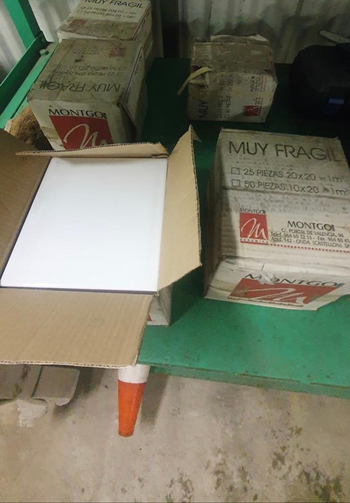 Carrelage blanc, Bricolage & Construction, Enlèvement