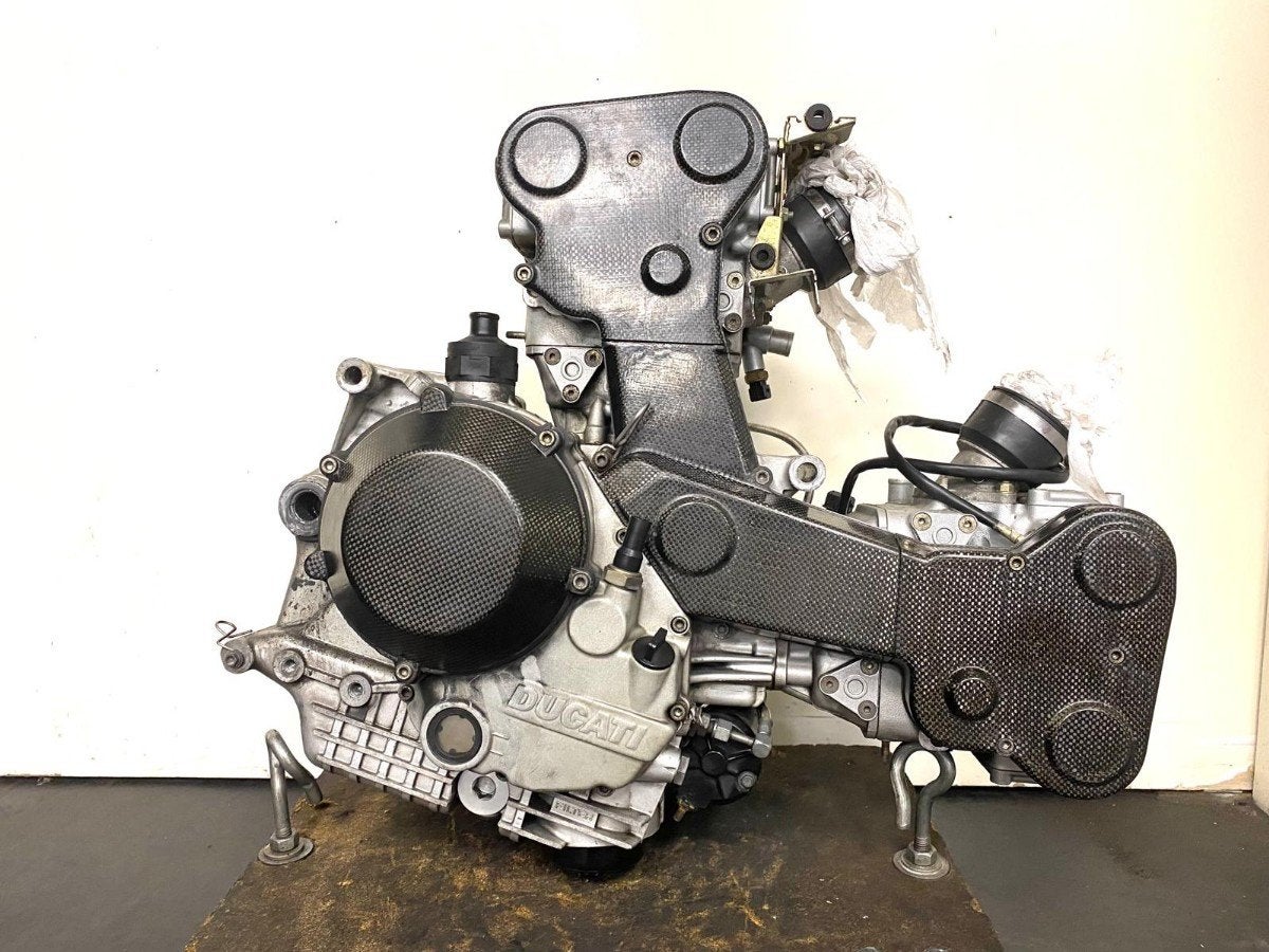 BLOC MOTEUR Ducati Monster S4 2001-2002 (01-2001/12-2002), Dhr. S. di Majo, Utilisé, Info@cama-motorparts.nl, P.J. Troelstraweg 8 8
3144 CX  MAASSLUIS, NL