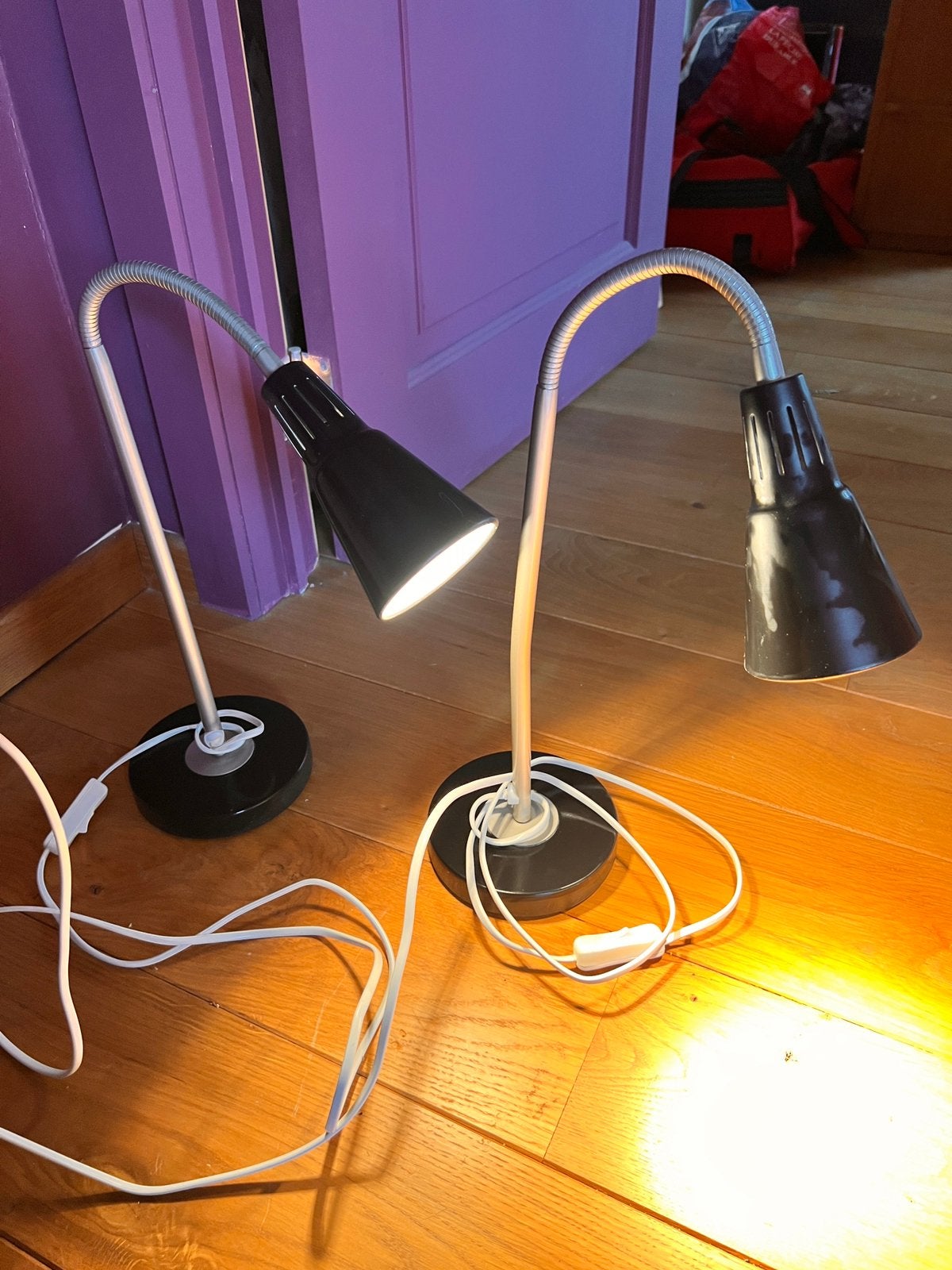 Lot de 2 lampes de bureau / chevet IKEA KVART noire, Comme neuf, Enlèvement, IKEA, Métal