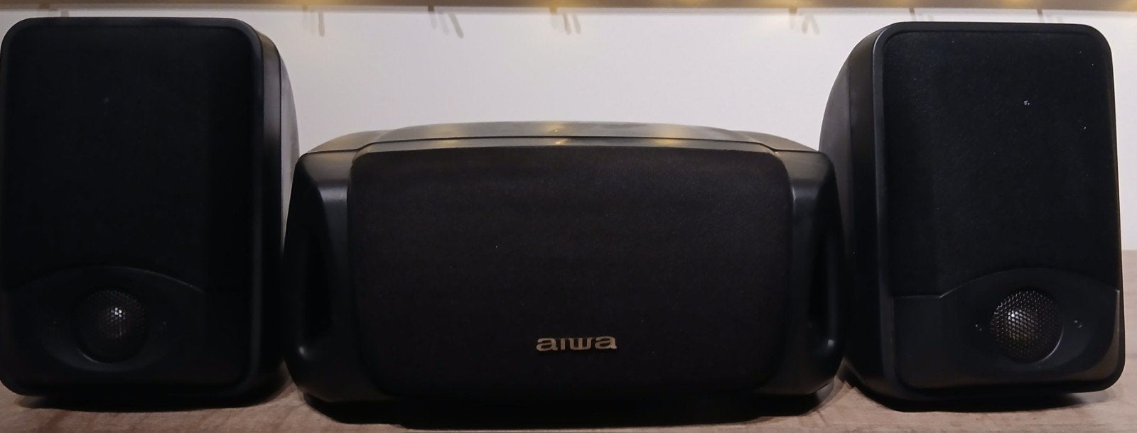 Boîtiers AIWA vintage (centre + 2 satellites/enceintes), TV, Hi-fi & Vidéo, Enlèvement