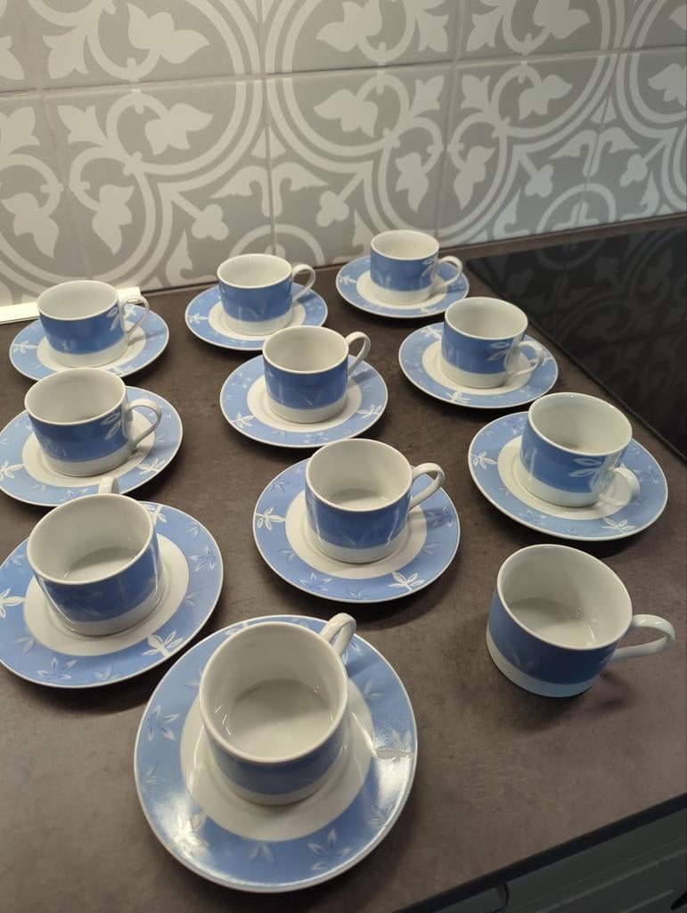 Service à café, Enlèvement, Porcelaine