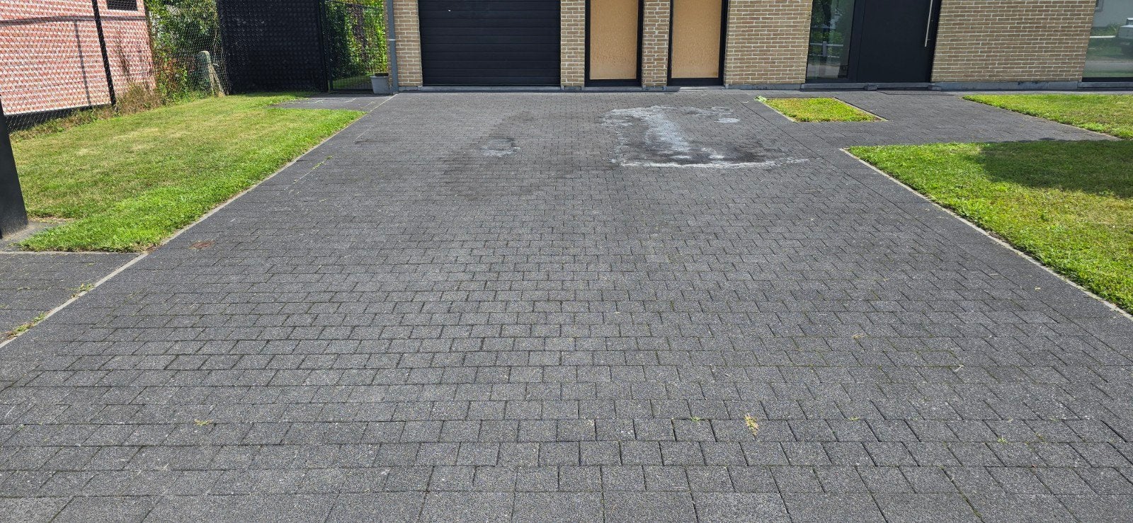 42 m² (50 m²) medewerkers van Marlux Clinkers, Ophalen