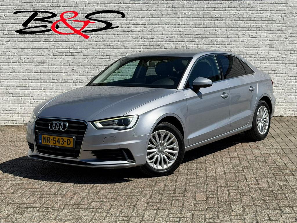 Audi A3 Limousine 1.4 TFSI Pro S-Line Automaat Cruise Standk, Autos, Audi, Argent ou Gris, Achat, Entreprise, Berline