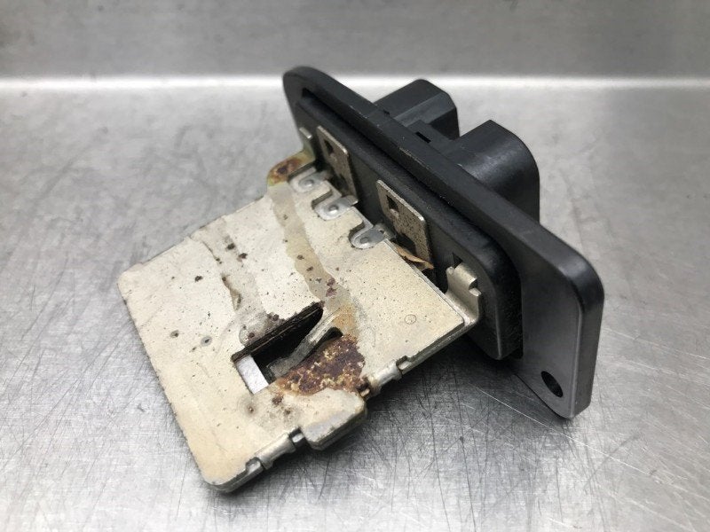 KACHELWEERSTAND Toyota iQ (01-2009/12-2015) (|1LU673|), Gebruikt, Toyota