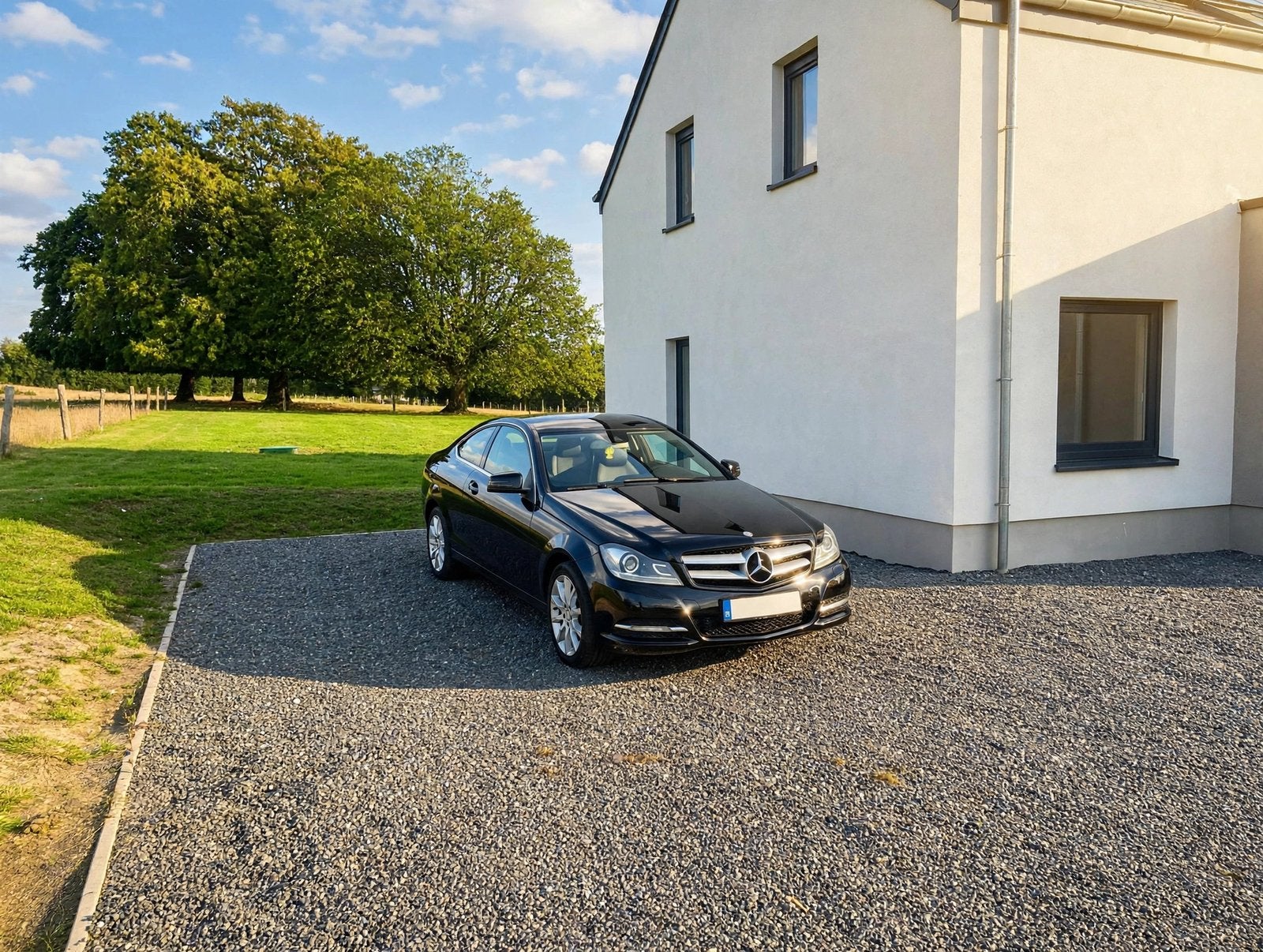 Mercedes C180 coupé ,état impeccable, prête à immatriculer, Autos, Mercedes-Benz, Cuir, Achat, 1590 cm³, Boîte manuelle