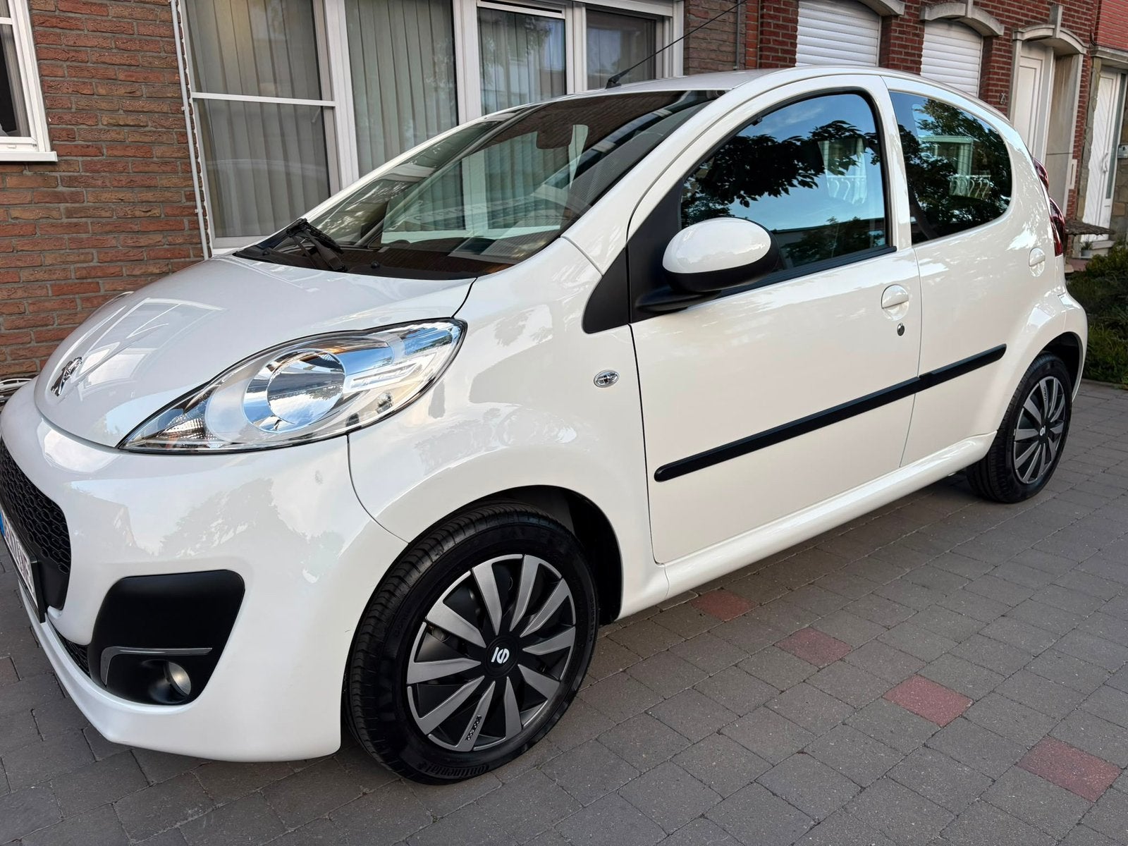 Peugeot 107 1.0i! Topstaat* 11000km* 1eigenaar* Garantie!, Auto's, Peugeot, Voorwielaandrijving, Stof, 50 kW, Elektrische ramen