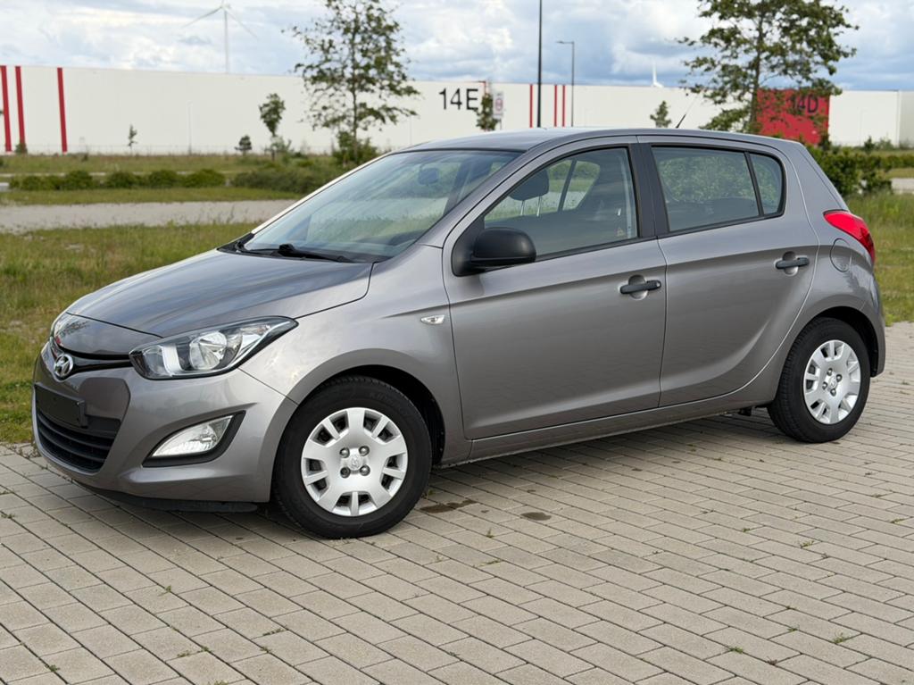 Hyundai i20 1.2 Benzine / Airco / 2012, Autos, Achat, 63 kW, Entreprise, Boîte manuelle