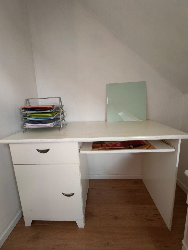 Bureau, Huis en Inrichting, Bureaus, Ophalen, Gebruikt, 120 cm, Scandinavisch