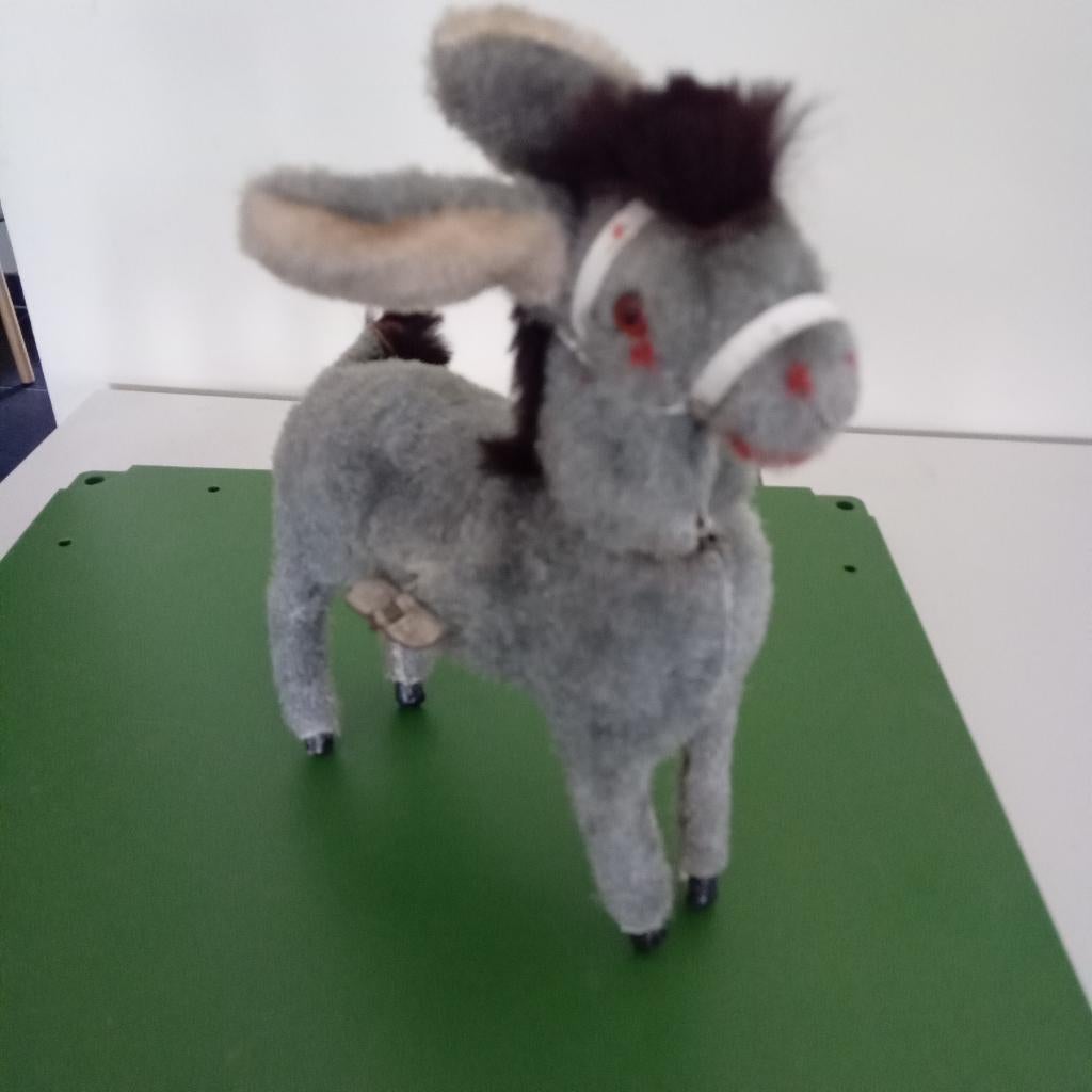 STEIFF AUTOMAAT EZEL, Verzamelen, Verzenden, Steiff